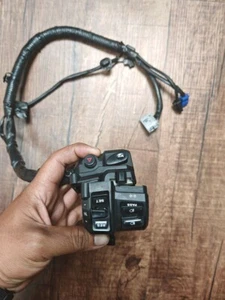 Original OEM Left Switch Yamaha MT09 V3 SP 2021 - Picture 1 of 7