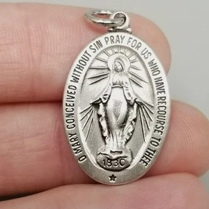 Vintage Chapel Sterling Silver Miraculous Mary Medal Pendant Charm 1 Inch - Picture 1 of 8