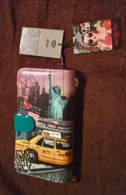 Cartera Nicole Lee Nueva York Foto 1 de 2