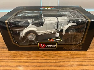 Mercedes Benz SSKL 1931 - Maßstab 1:18 von Burago - Farbe weiß - Bild 1 von 5