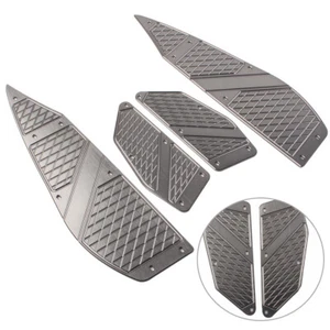 CNC Footrest Foot Pads Pedal Plate Pedals For YAMAHA XMAX300 17-18/XMAX250 11-16 - Foto 1 di 6