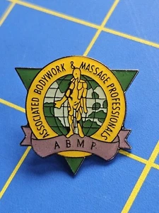 ABMP Associated Bodywork & Massage Professionals Lapel Pin Tie Tack Green Yellow - Picture 1 of 2