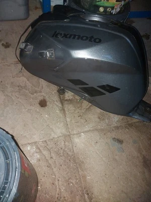 Lexmoto Venom Sk22 Petrol Fuel Tank - Image 1 of 3