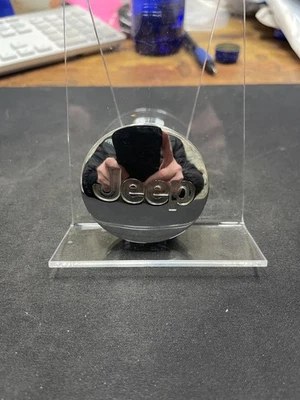 Jeep Wrangler Liberty Patriot 2007-17 tapa central #52090401AB cromo 2-1/4 Foto 1 de 2