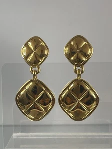 Chanel Diamond Shaped matelasse Earrings - Picture 1 of 8