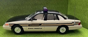 TENNESSEE HIGHWAY PATROL 1997 FORD CROWN VICTORIA SCALA 1:25 MODELLO COSTRUITO SU MISURA - Foto 1 di 5