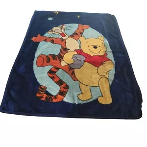 Disney Winnie The Pooh & Tigger Blanket - Cozy & Soft Fleece - Picture 1 of 7