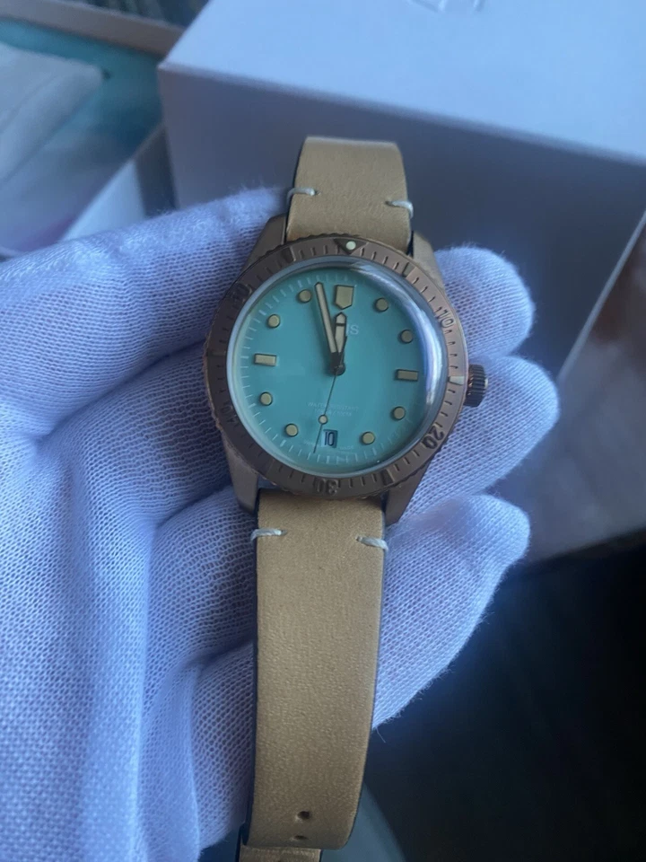 Oris Divers Sixty-Five Automatic Bronze Mens Watch 01 733 7771 3157-07 5 19 04BR - Image 1 of 4