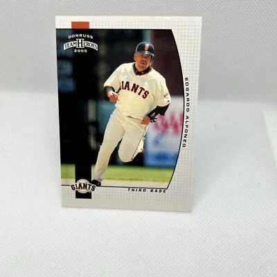 2005 Donruss Team Heroes #273 Edgardo Alfonzo Giants - Image 1 of 2