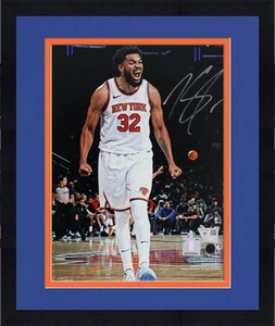 Fotografía de grito autografiada de 8" x 10" de Karl-Anthony Towns New York Knicks enmarcada - Imagen 1 de 1