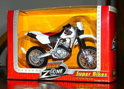 HONDA XR400R Diecast Motorcycle 1:18 Scale Dirt Bike Motormax New in Box! - Image 1 of 2