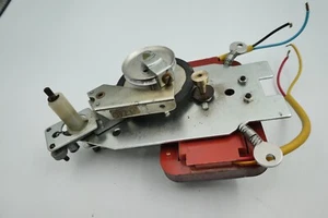 B&O Beogram 1000 1001 motor, gereviseerd - nieuwe lagers en slipkoppeling - Afbeelding 1 van 8