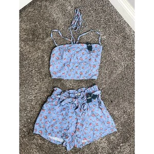 NWT HOLLISTER Ultra High Rise Top and Bottom Set - Picture 1 of 9
