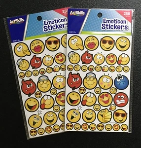 Pacchetti adesivi emoji per bambini - 258 per confezione, 2 pacchetti - nuovi - Foto 1 di 1