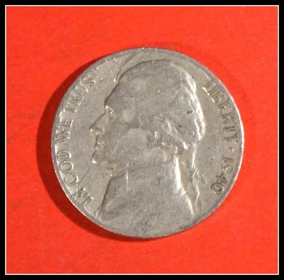 1940 Philadelphia Jefferson Nickel Coin Circulated #K239 - Image 1 of 2