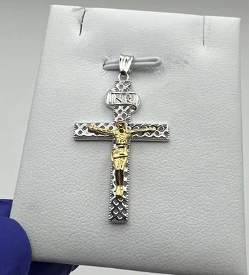 925 Sterling Silver Two-Tone Crucifix Cross Gold Plated Pendant  1.6g 820 - Image 1 of 4
