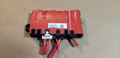 12-15 2012 BMW 320i 328i 335i F30 CAIXA DE FUSÍVEIS DE DISTRIBUIÇÃO DE ENERGIA DA BATERIA FABRICANTE DE EQUIPAMENTO ORIGINAL - Imagem 1 de 4