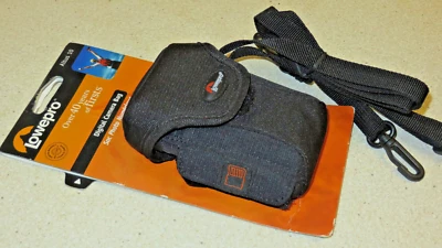 NEW LOWEPRO ALTUS 10 DIGITAL CAMERA BAG. - Image 1 of 4