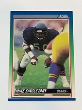 1990 Score Football #3 - Mike Singletary - Chicago Bears