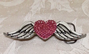 2004 Great American Products Zinn Gürtelschnalle rosa Kristall Herz und Flügel - Bild 1 von 3