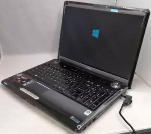 FOR PARTS 17.1" Toshiba Satellite P305-S8820 (T5550/1.83 GHz/4 GB RAM/NO HDD) - Picture 1 of 11