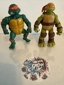 2 Stück Mikey - 1988/2012 Viacom Playmates TMNT Then & Now Actionfiguren Set - Bild 1 von 5