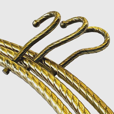 Perchas de tubo de latón vintage con diseño de cuerda giratoria de bastón de caramelo - Lote de 3 Foto 1 de 4