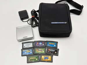 Nintendo Game Boy Advance SP - Silver AGS-001 Bundle * w/Games & Case - Picture 1 of 20