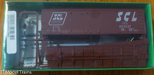 Bowser #55356 (Rd #822037) SCL 40' Round Flush Roof Double Door Box (HO Scale) - Picture 1 of 1