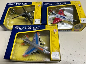 3 MOTORMAX SKY WINGS APACHE, F-16 FALCON & USAF CORSAIR NEW IN BOXES - Picture 1 of 10