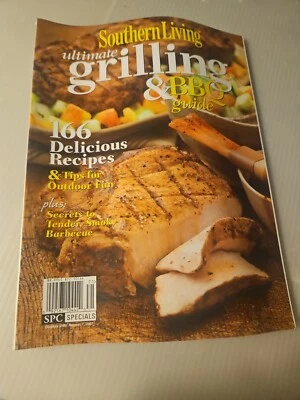 2007, Southern Living Magazine, Ultimate Grilling & BBQ Guide/Cookbook  Foto 1 de 3