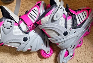 DBX Rollerblades/pattini in linea ragazze taglia USA #M (#1-4) rosa e grigio ABEC 5 OFFERTA - Foto 1 di 9