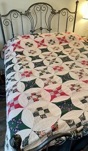 VINTAGE QUILT ~ LARGE CATHEDRAL WINDOW HAND STITCHED 89” x 95”  - Picture 1 of 12