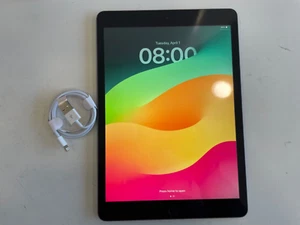 Apple iPad 8va generación 128 GB, Wi-Fi, 10,2 pulgadas - Gris espacial (MJ46) - Imagen 1 de 9