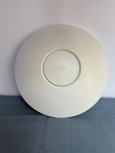 Point d'accès Ubiquiti UniFi UAP-PRO - Photo 1/3