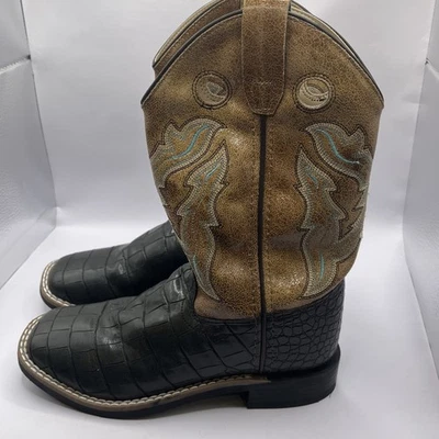 OLD WEST BOOTS Youth Broad Square Toe Crocodile Leatherette Brown Western 2.5 D - Image 1 of 4
