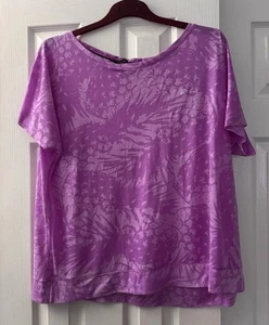 F+F Active Sports Lightweight Top with Pink Pineapple Design Size XL - Picture 1 of 6