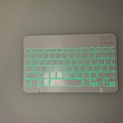 Magic Keyboard + USB-C Kabel Praktisch Unbenutzt Wie Neu - Top Zustand - Bild 1 von 4