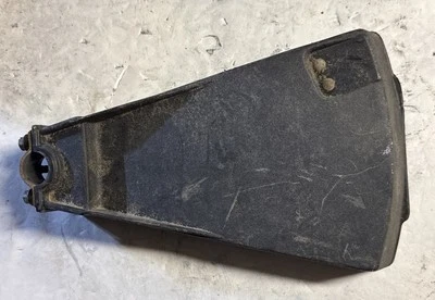 WEED EATER GTI 15T STRING TRIMMER GAURD Bin I - Image 1 of 2