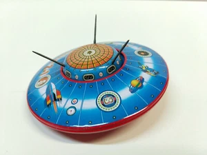 Schylling - Soucoupe volante "Saucer Z-1" à friction en tôle - Imagen 1 de 10