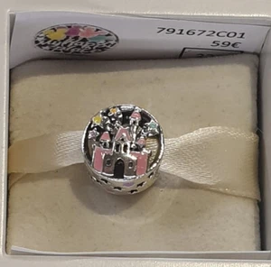 Charm PANDORA My Happy Place Disneyland Paris Exclusive 791672C01 - Picture 1 of 4
