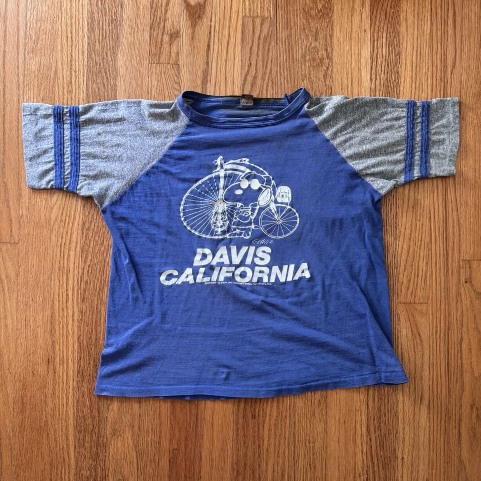 Camisa Raglán Grande *mancha* Ciclismo Peanuts Snoopy Joe Cool UC Davis Años 80 De Colección Foto 1 de 4