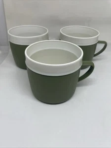 Lote de 3 tazas de café verde aguacate plástico aislado Royal Satin Thermo Ware - Imagen 1 de 4
