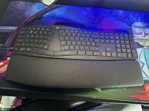 Logitech Ergo K860 Kabellose Bluetooth Ergonomische Split Tastatur - Bild 1 von 4