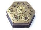 SCHÖNER GEWICHTSBLOCK, 11 GEWICHTE 1 - 200 GR., ANTIQUE WEIGHTS