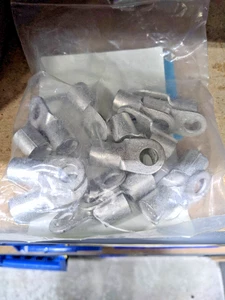 TE Connectivity 2/0 AWG Ring Terminals 321872 Pack of 10 - Picture 1 of 1