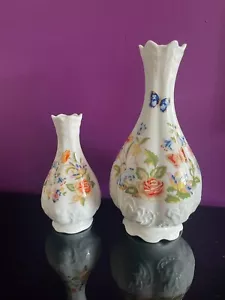 Aynsley Cottage Garden Flowers & Butterflies Fine Bone China Matching Vases x 2 - Picture 1 of 3