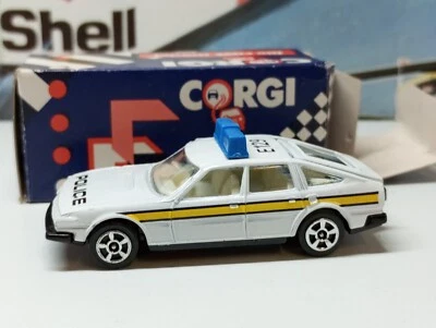 CORGI - ROVER 3500 SD1 POLICE CAR- 1:64 SCALE MODEL CAR - Image 1 of 3