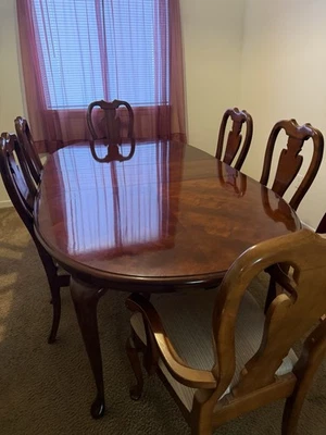Dining Room Set – Table, 6 Chairs, Hutch, Buffet & Server - Cherry - Image 1 of 4