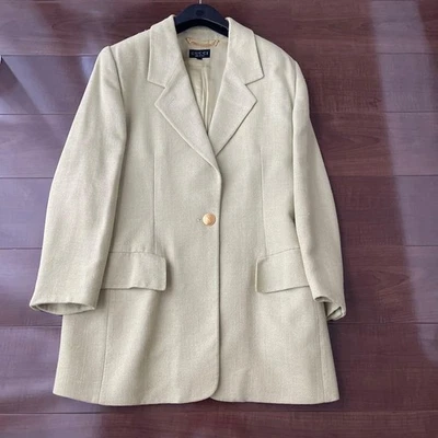 Chaqueta a medida GUCCI rara verde claro talla L hecha en Italia diseño elegante Foto 1 de 2